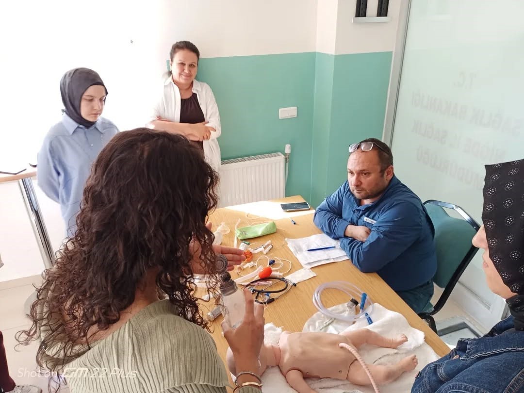 Niğde’de Yenidoğan Canlandırma Eğitimi düzenlendi