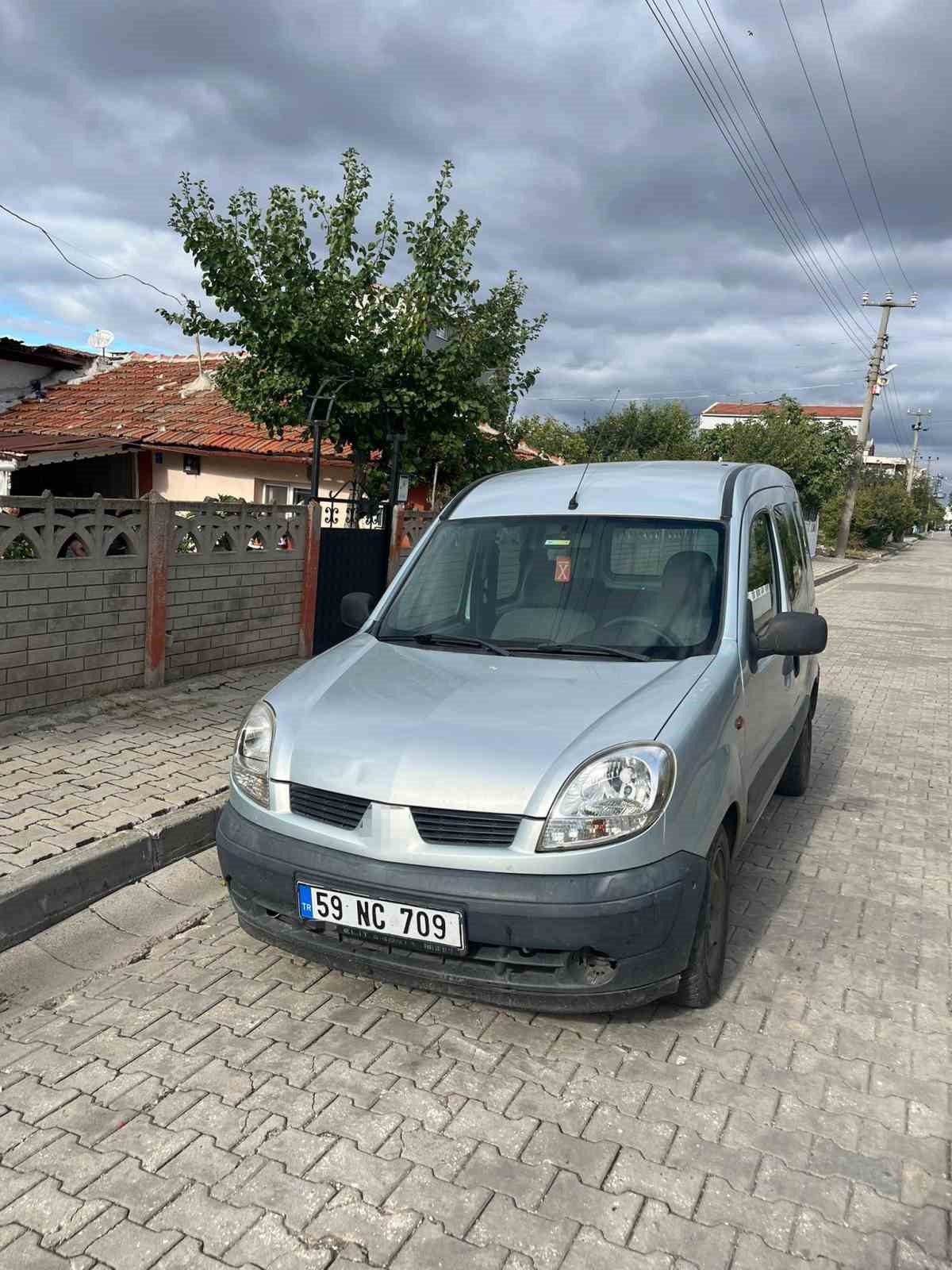 Muratlı&rsquo;da trafik kazası: 2 yaralı
