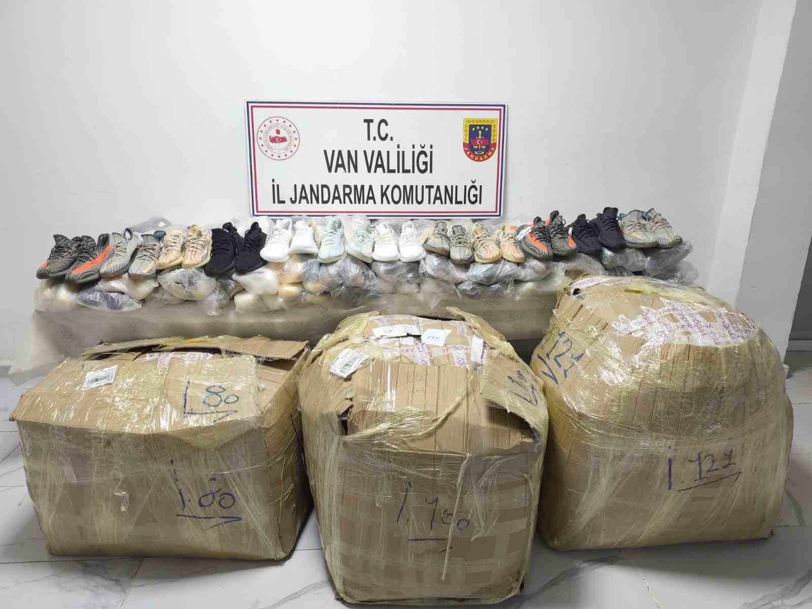 Van’da 2.4 milyon TL değerinde gümrük kaçağı malzeme ele geçirildi