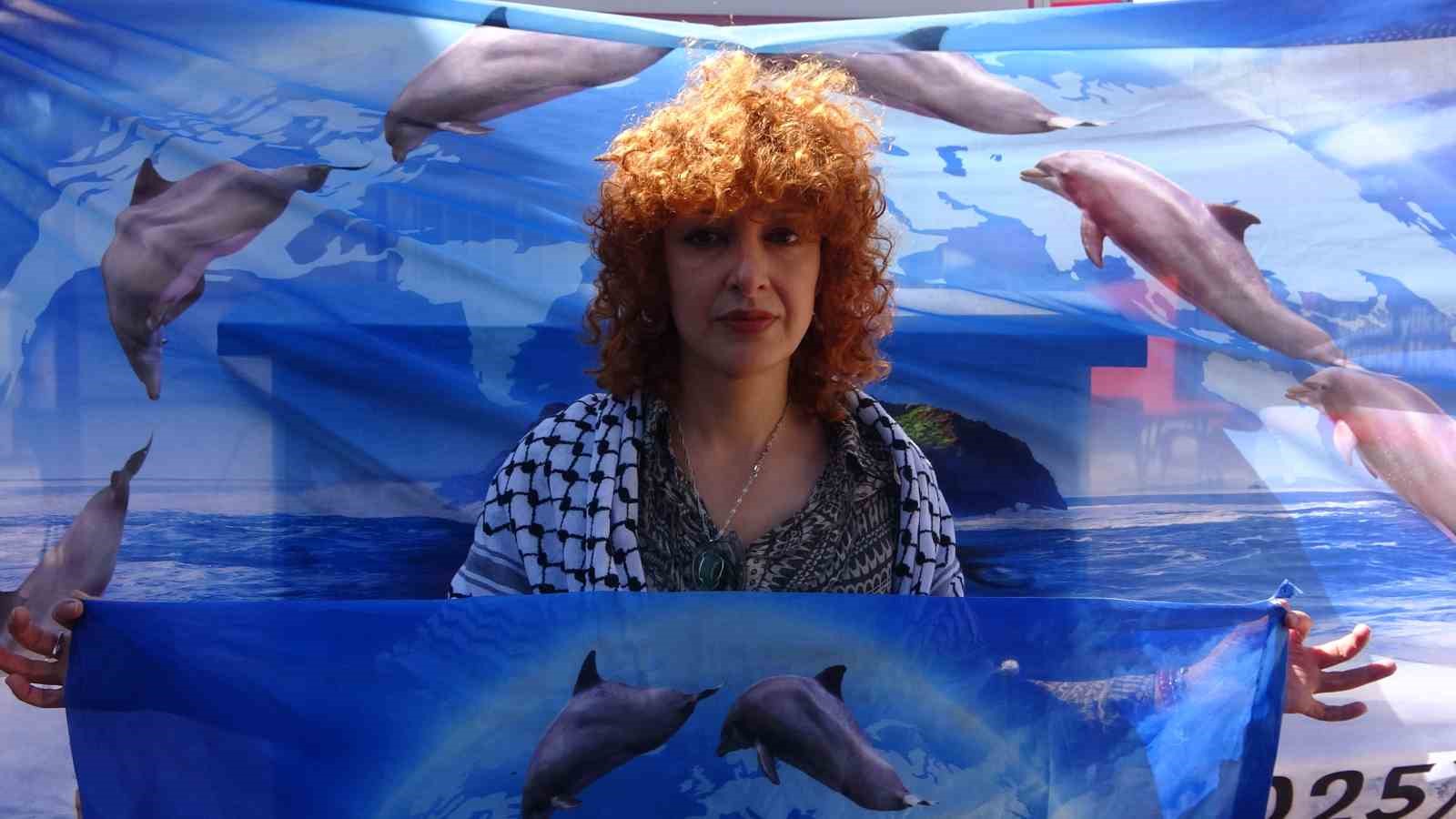 Gazze&rsquo;ye destek i&ccedil;in Kud&uuml;s&rsquo;e y&uuml;r&uuml;yen İranlı aktivist Mersin&rsquo;e ulaştı
