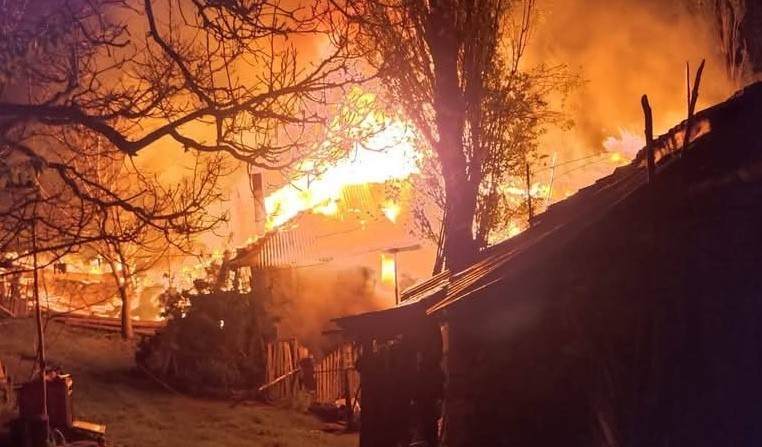 Çorum’da yangında evlerini kaybeden aileler yeni yuvalarına kavuştu