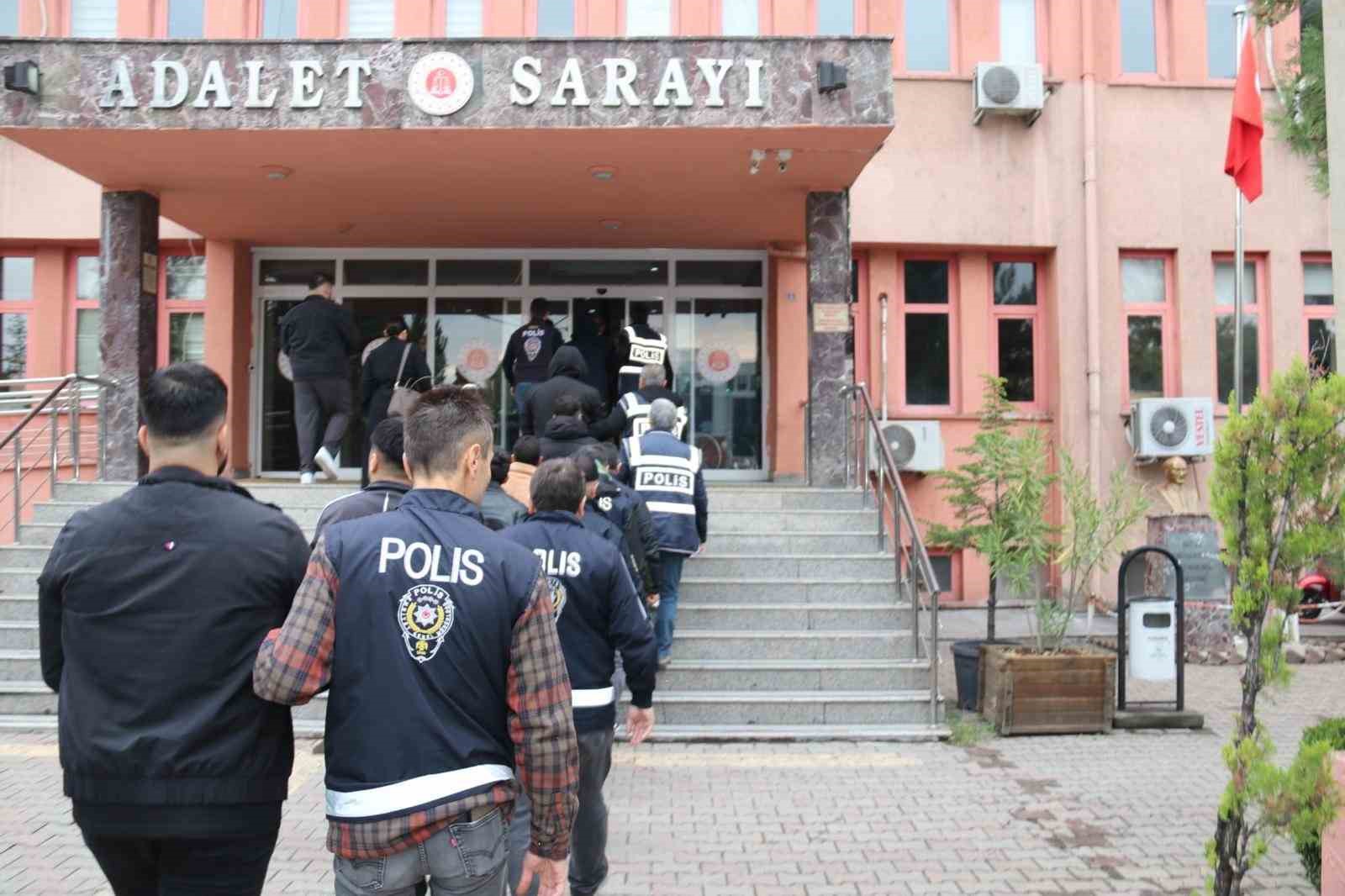 Karabük’te siber dolandırıcılık operasyonu