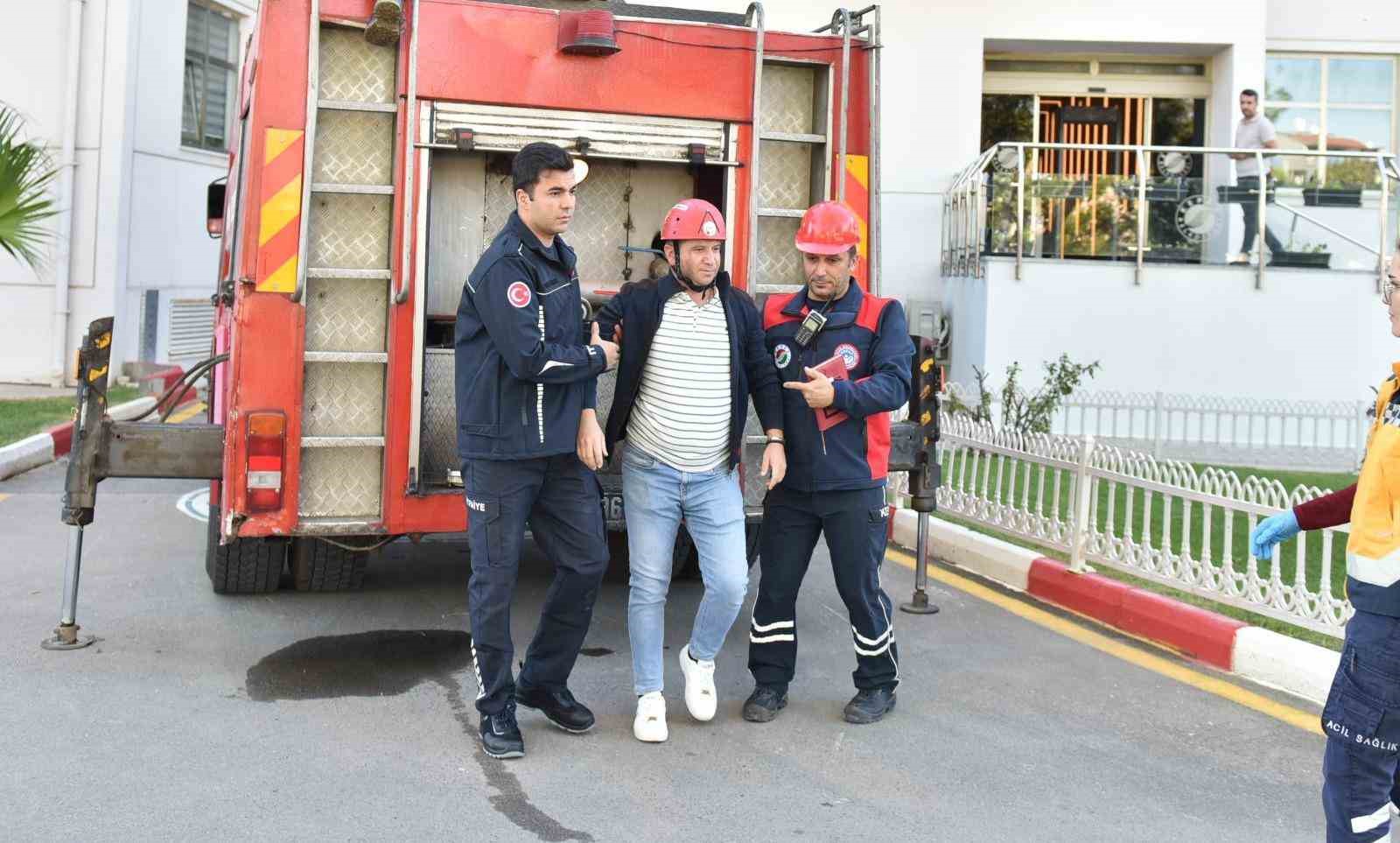 Kepez Belediyesi’nden gerçeğini aratmayan deprem tatbikatı