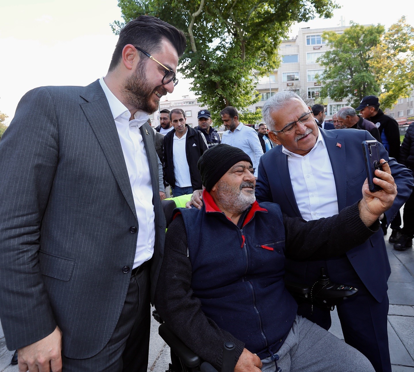 Başkan B&uuml;y&uuml;kkılı&ccedil;&rsquo;tan Hunat Esnafına ziyaret
