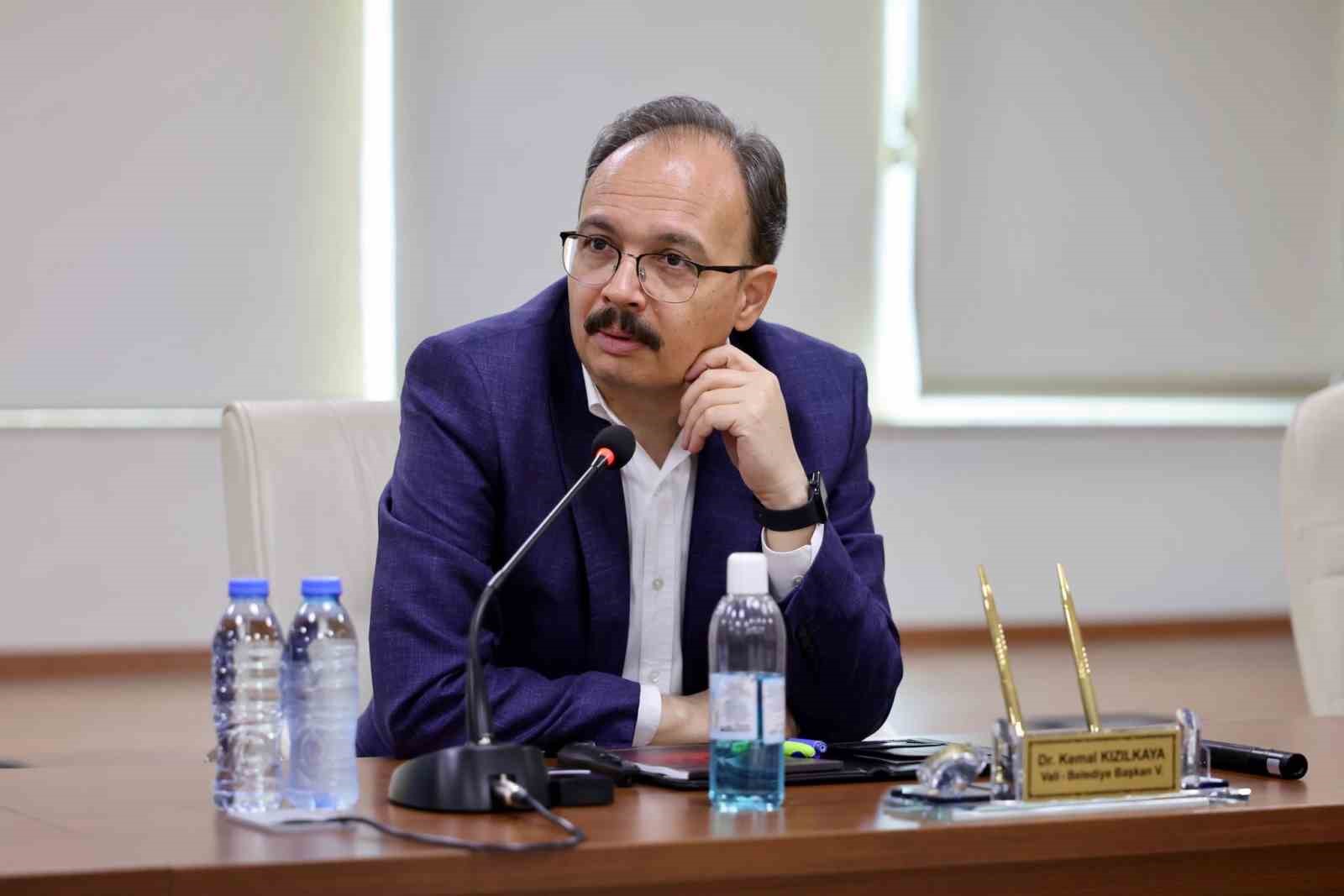 Siirt&rsquo;te mahalle halk buluşması toplantısı
