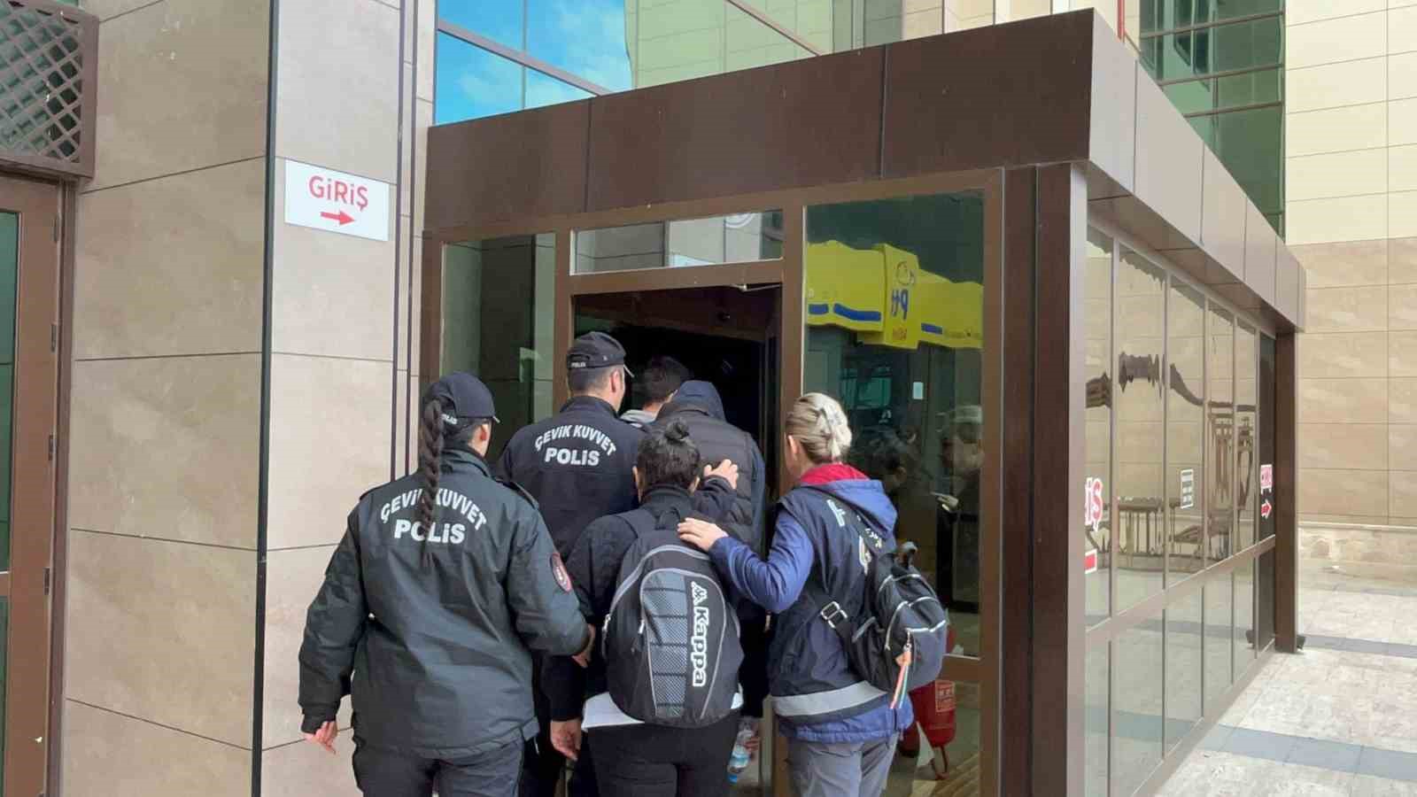 Nevşehir&rsquo;de r&uuml;şvet ve usuls&uuml;zl&uuml;k operasyonunda 17 kişi tutuklandı
