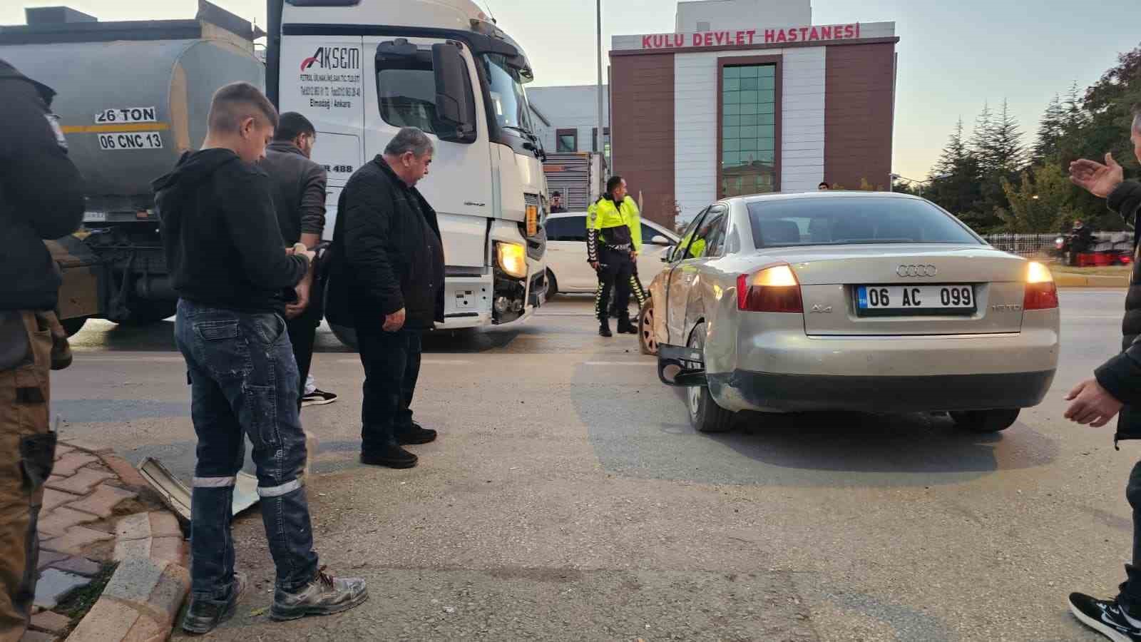 Kulu’da tanker ile otomobil çarpıştı, kaza ucuz atlatıldı