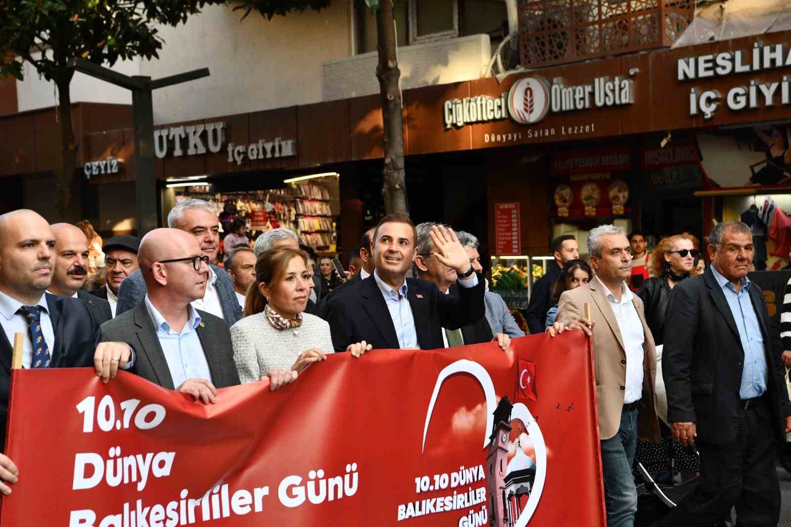 10.10 Dünya Balıkesirliler Günü’nde muhteşem kortej