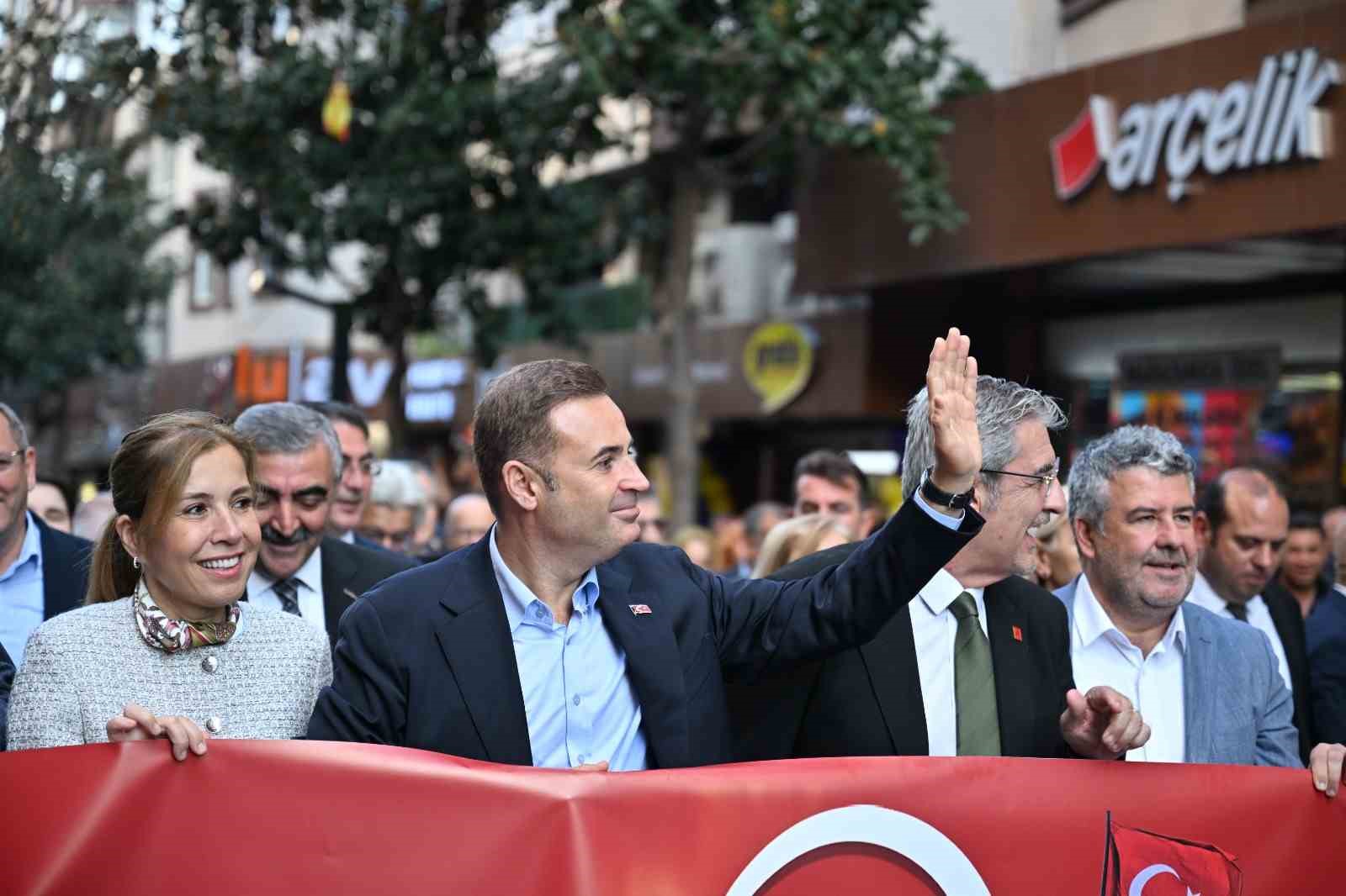 10.10 Dünya Balıkesirliler Günü’nde muhteşem kortej