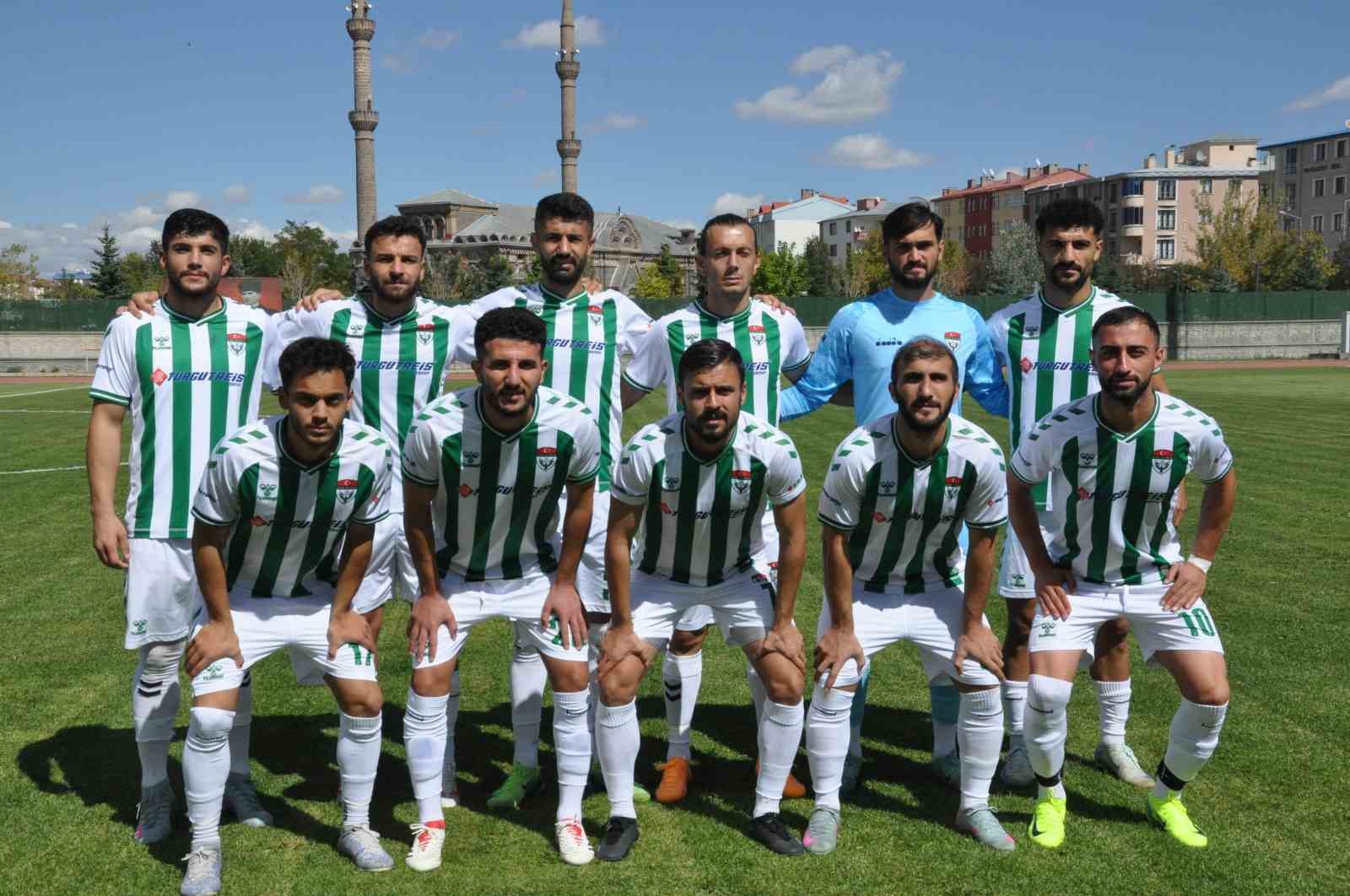 Kars 36 Spor, Şırnak Petrol Spor karşılaşmasının hakemleri belli oldu