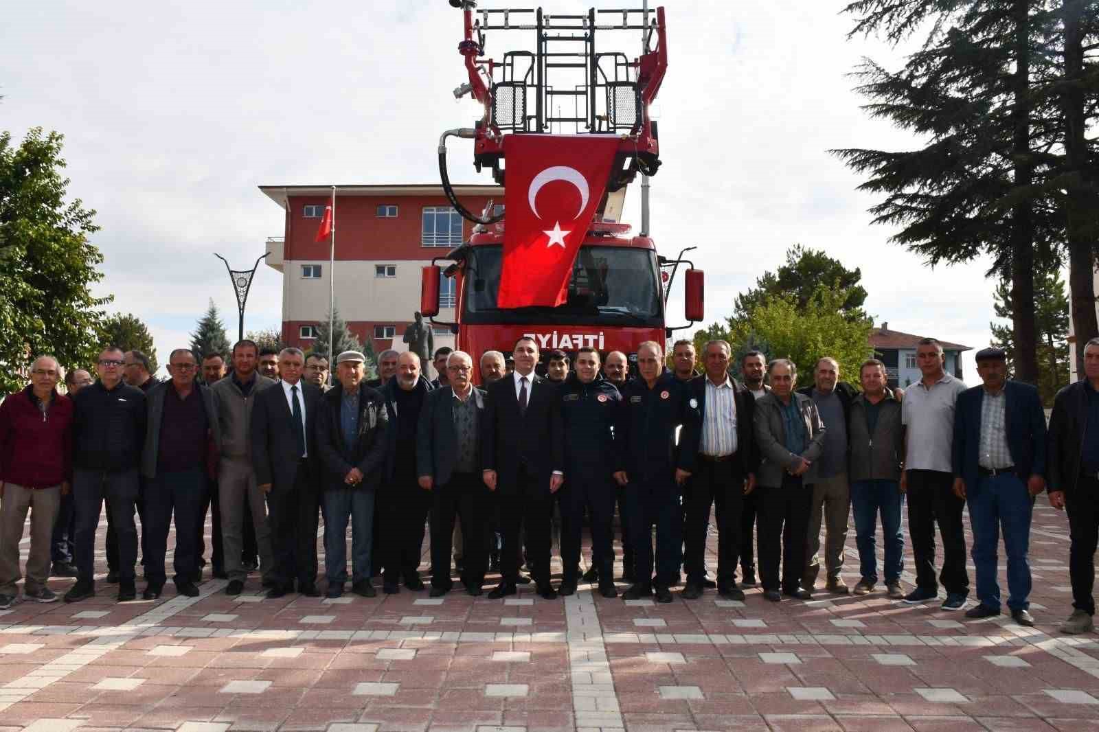 Beylikova’da yeni itfaiye aracı hizmete alındı