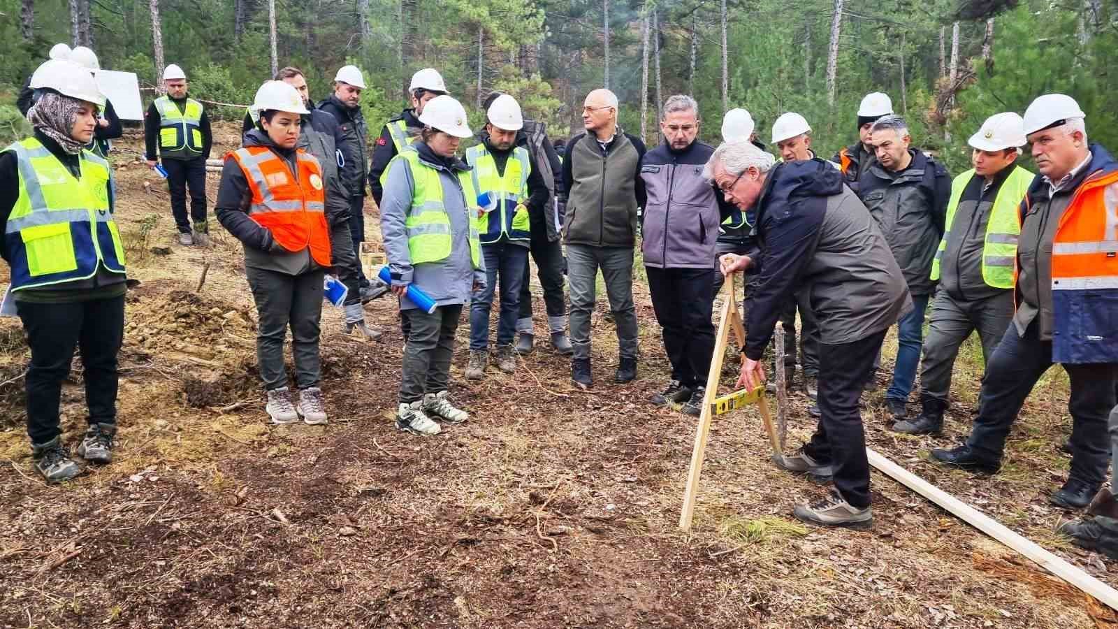 Kütahya Orman Bölge Müdürlüğünde "Silvikültürel Uygulamalar" konulu eğitim