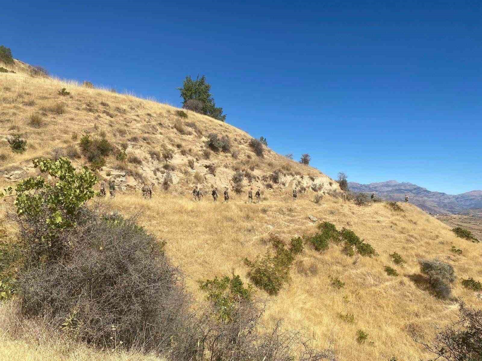 Siirt&rsquo;te kayıp şahıs  havadan ve karadan destekle aranıyor
