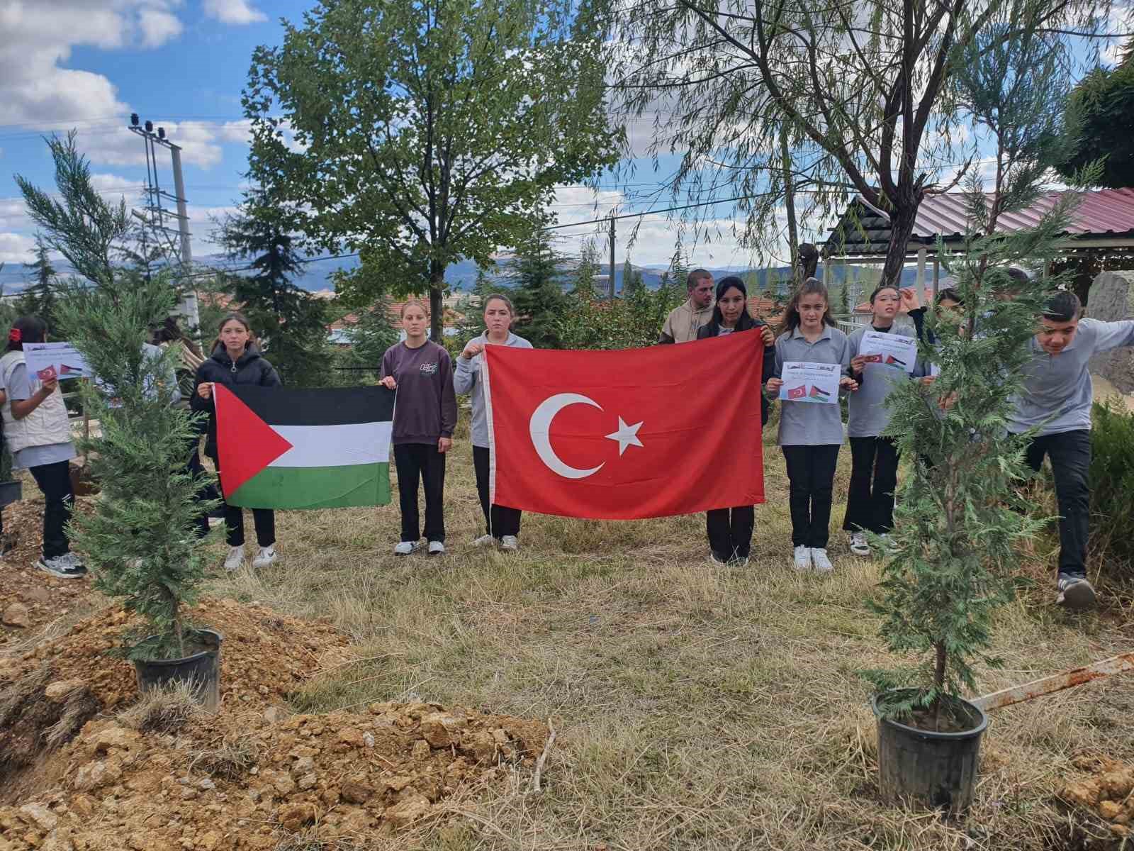 Gazze için barış bahçesi yaptılar