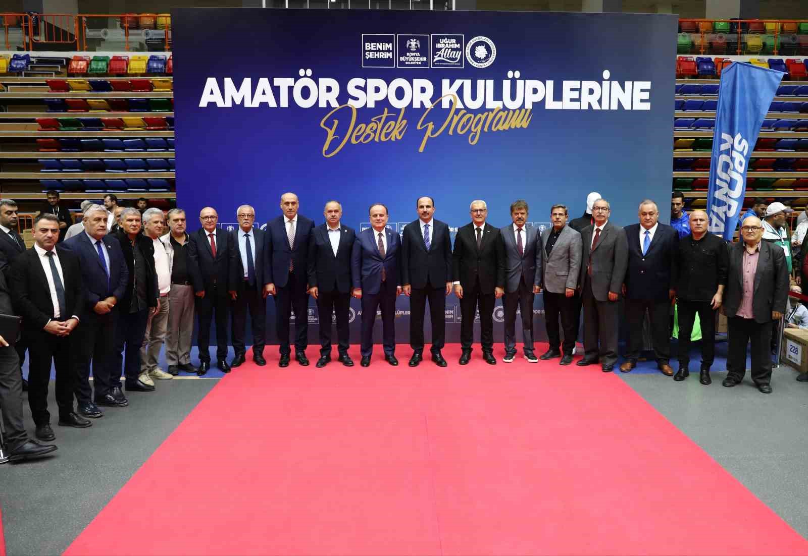Başkan Altay: "2025’te amatör spor kulüplerimize 144 milyon lira ayni ve nakdi destekte bulunduk"
