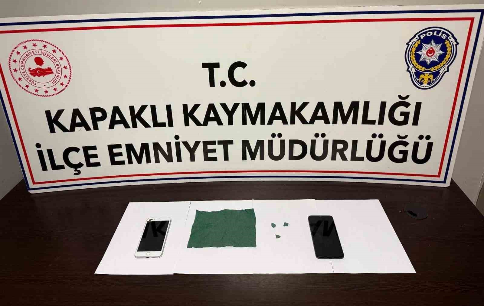 Uyuşturucu madde bulunduran 17 kişi yakalandı: 4 tutuklama
