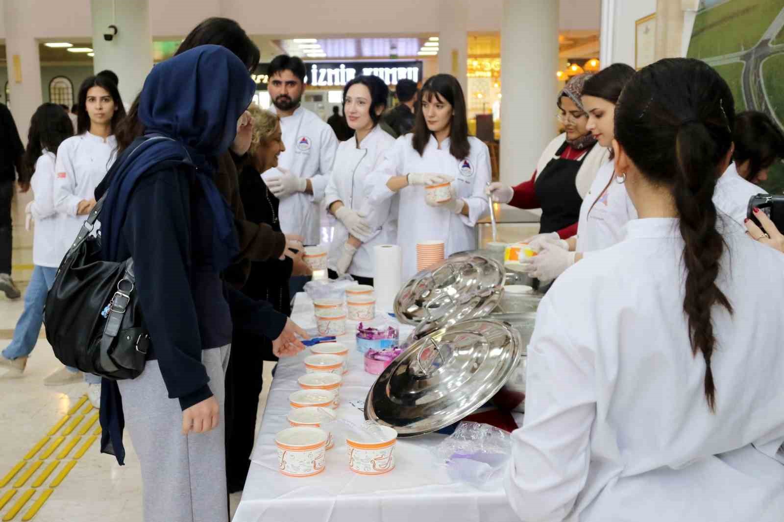 Ağrı’da öğrenciler yöresel lezzet "Gırar" çorbasını deneyimledi