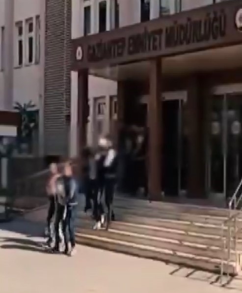 Gaziantep’te çeşitli suçlardan aranan 32 şüpheli yakalandı