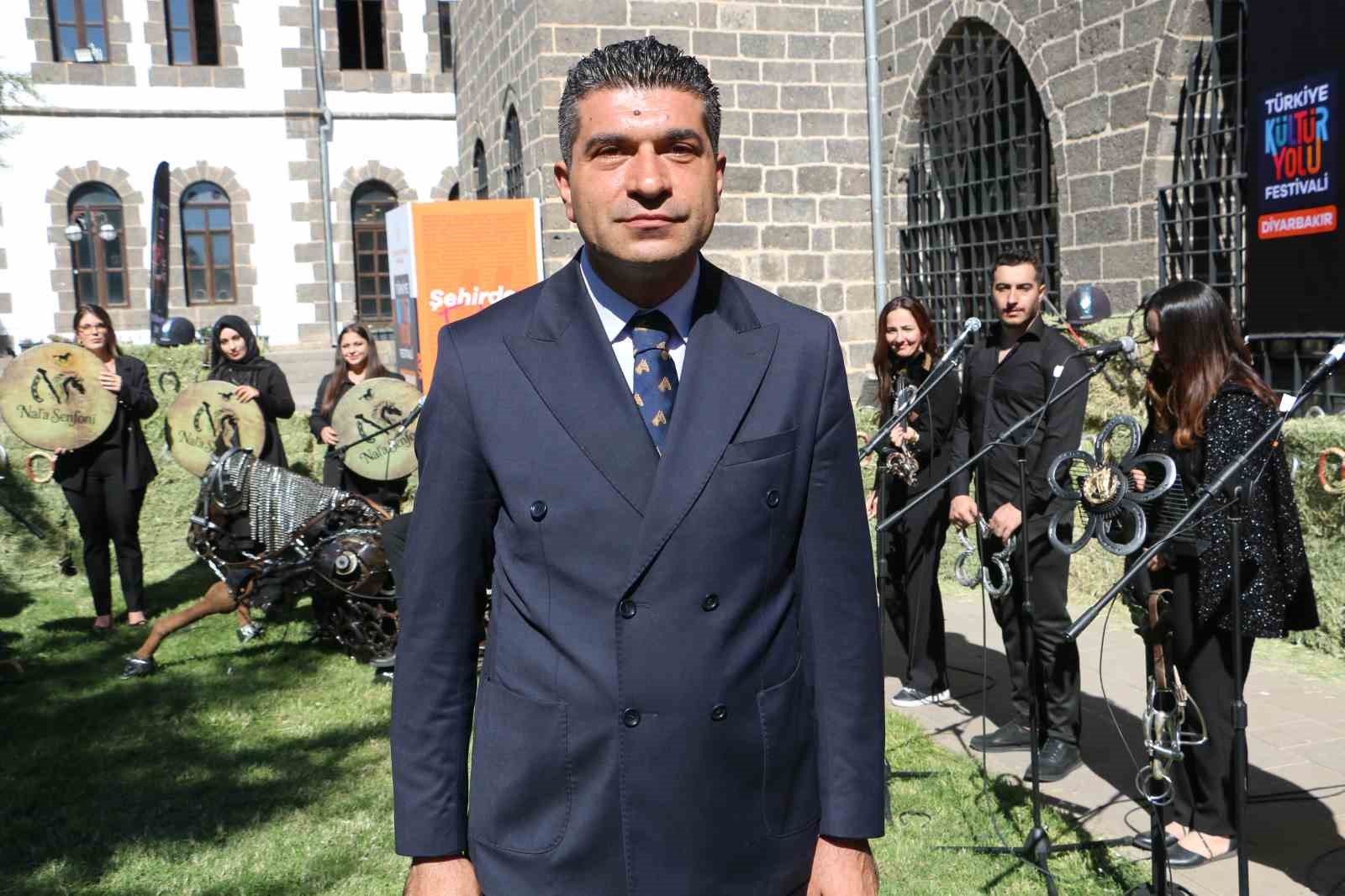 "At Nalından Umuda" Projesi Diyarbakır&rsquo;da hayata ge&ccedil;ti
