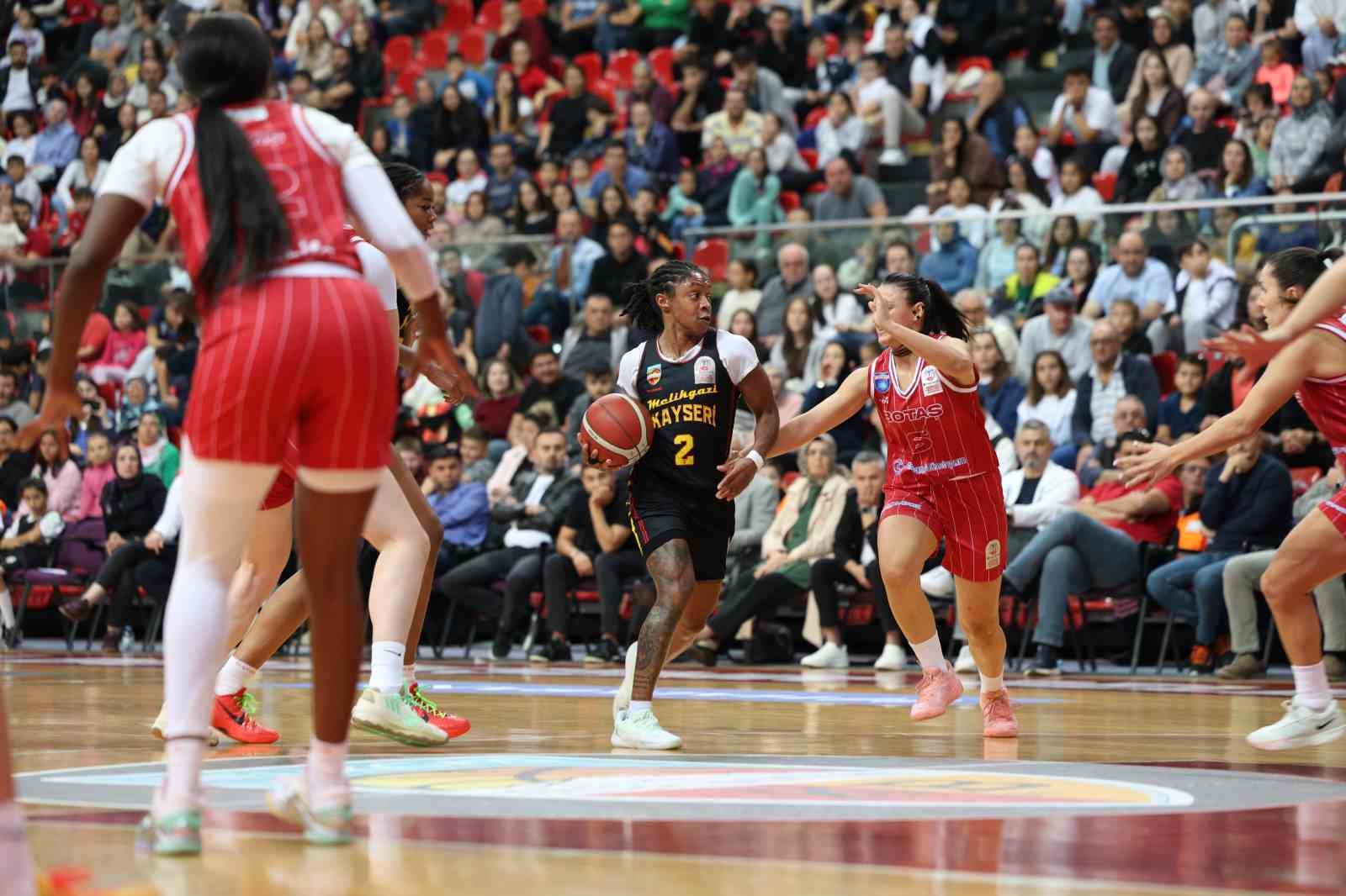 Melikgazi Kayseri Basketbol evinde kaybetti
