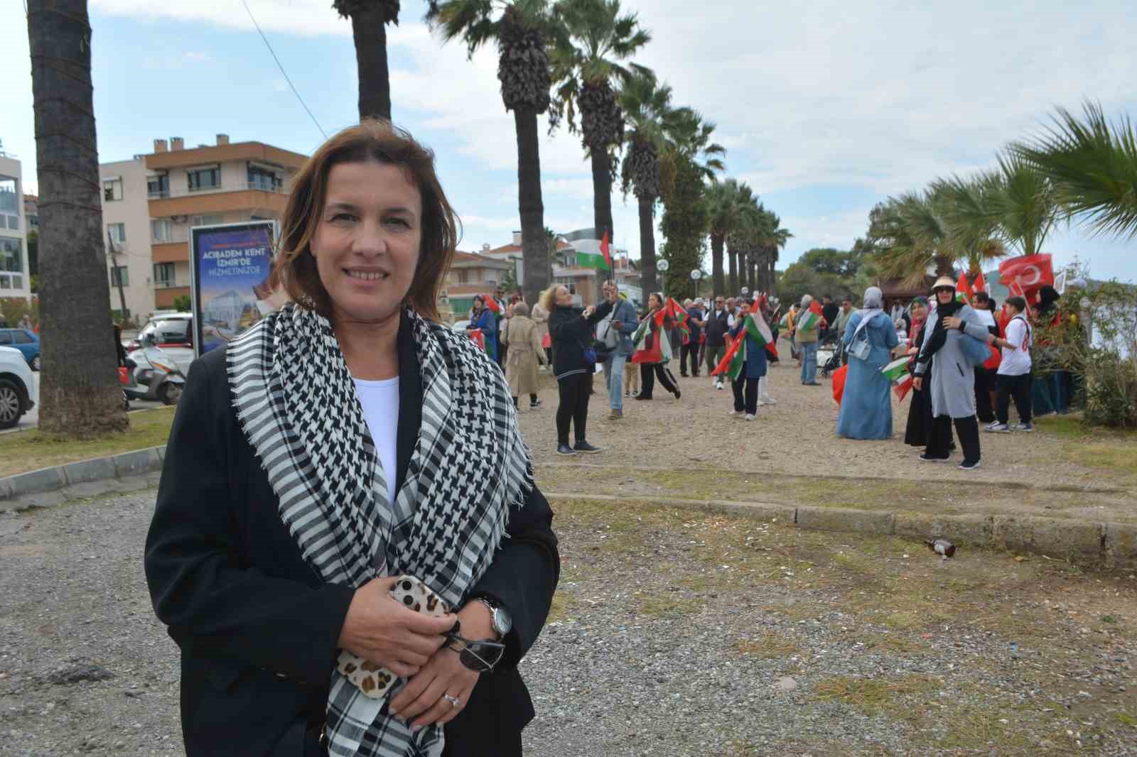 Ayvalık&rsquo;ta Filistin&rsquo;e destek y&uuml;r&uuml;y&uuml;ş&uuml;
