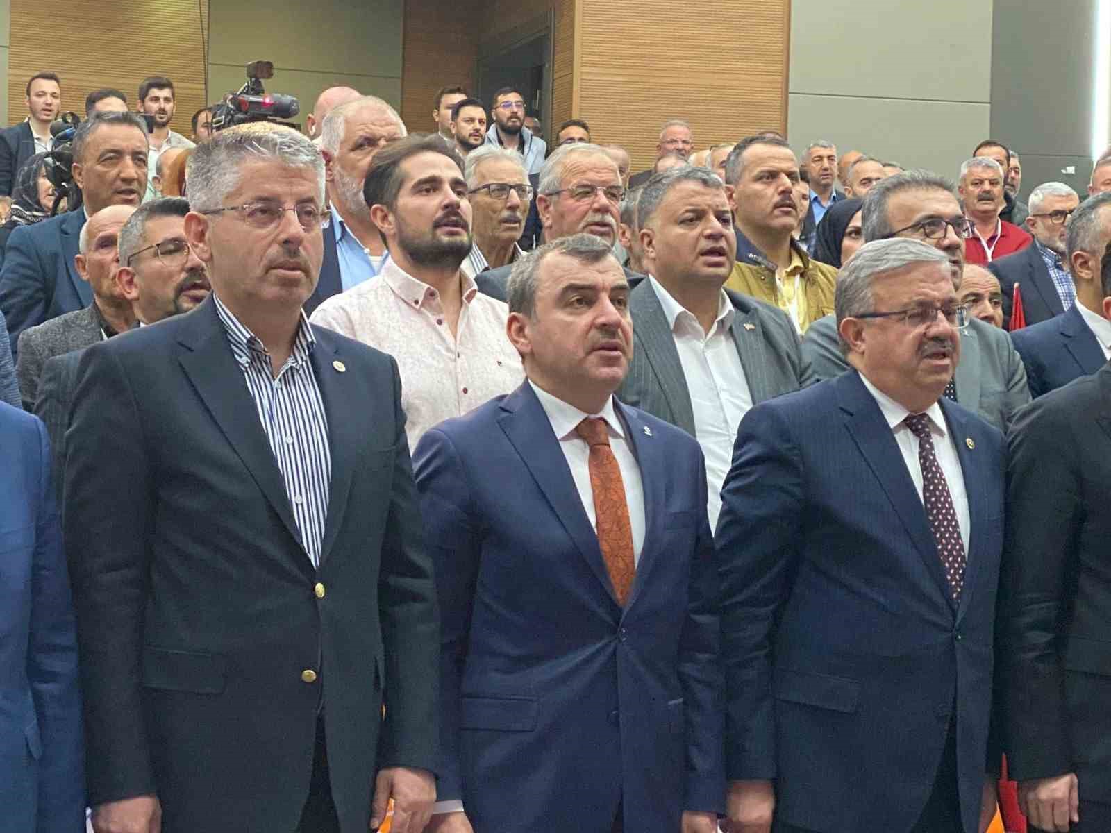 Şaban Çopuroğlu: "Teşkilatlarımızla el ele, gönül gönüle çalışmaya devam edeceğiz"