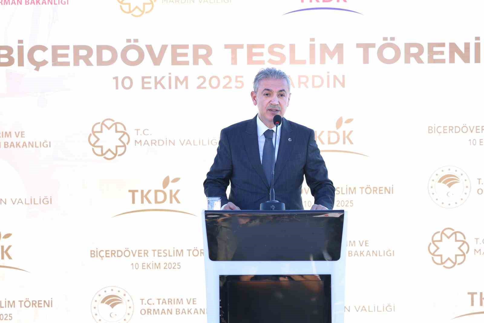Mardin&rsquo;de 16 kooperatife biçerdöver desteği