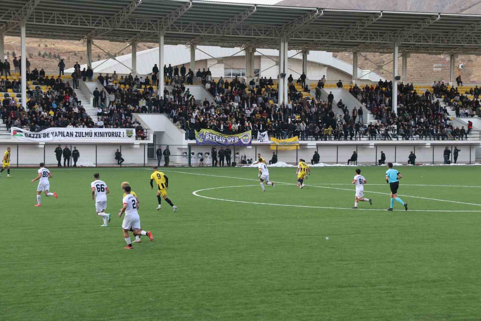 Bitlis Spor 1916, Ağrı Doğubeyazıt’ı 1-0 mağlup etti

