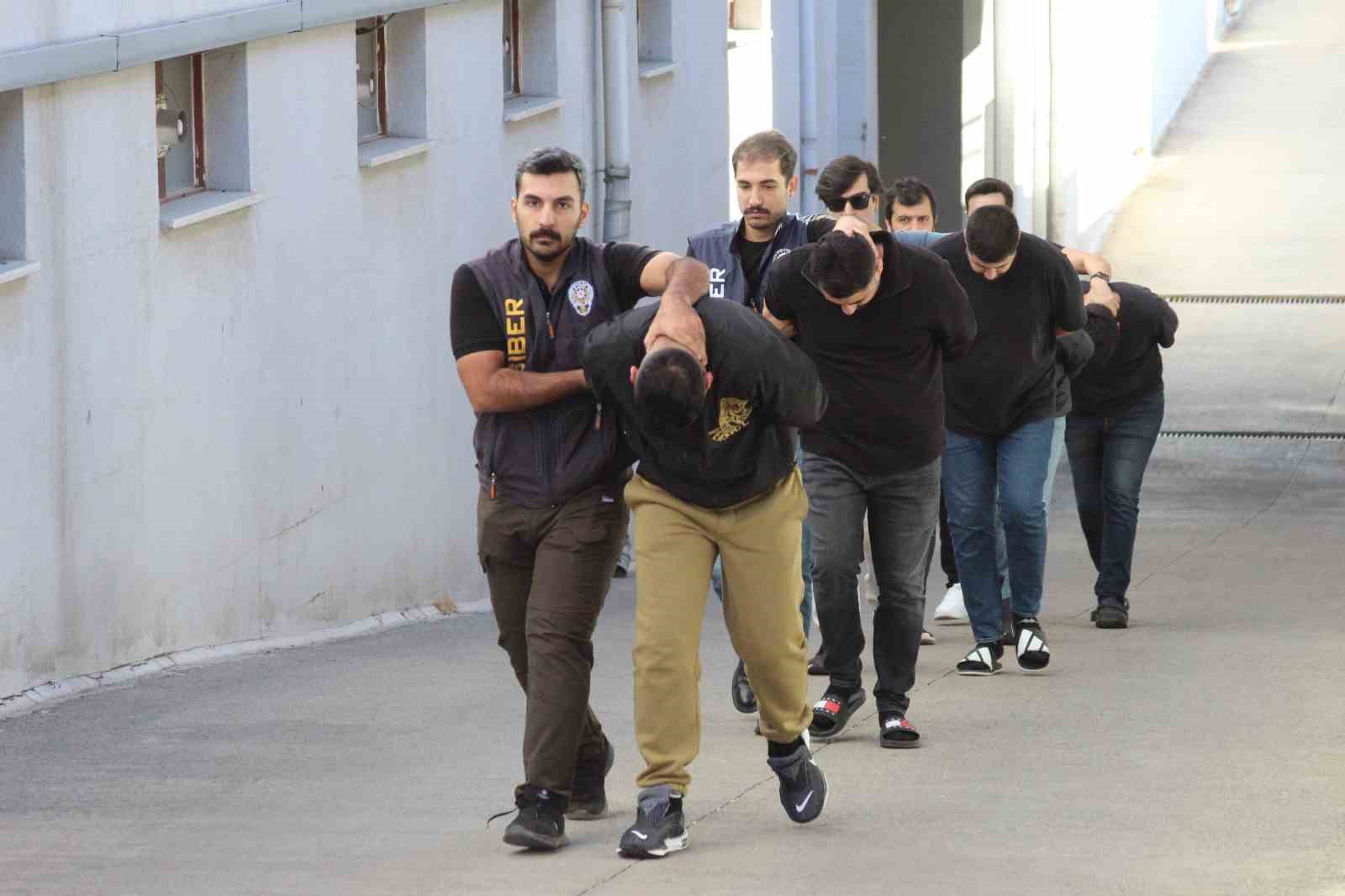 Otomobil ilanıyla 1 milyon liralık dolandırıcılık: 6 tutuklama