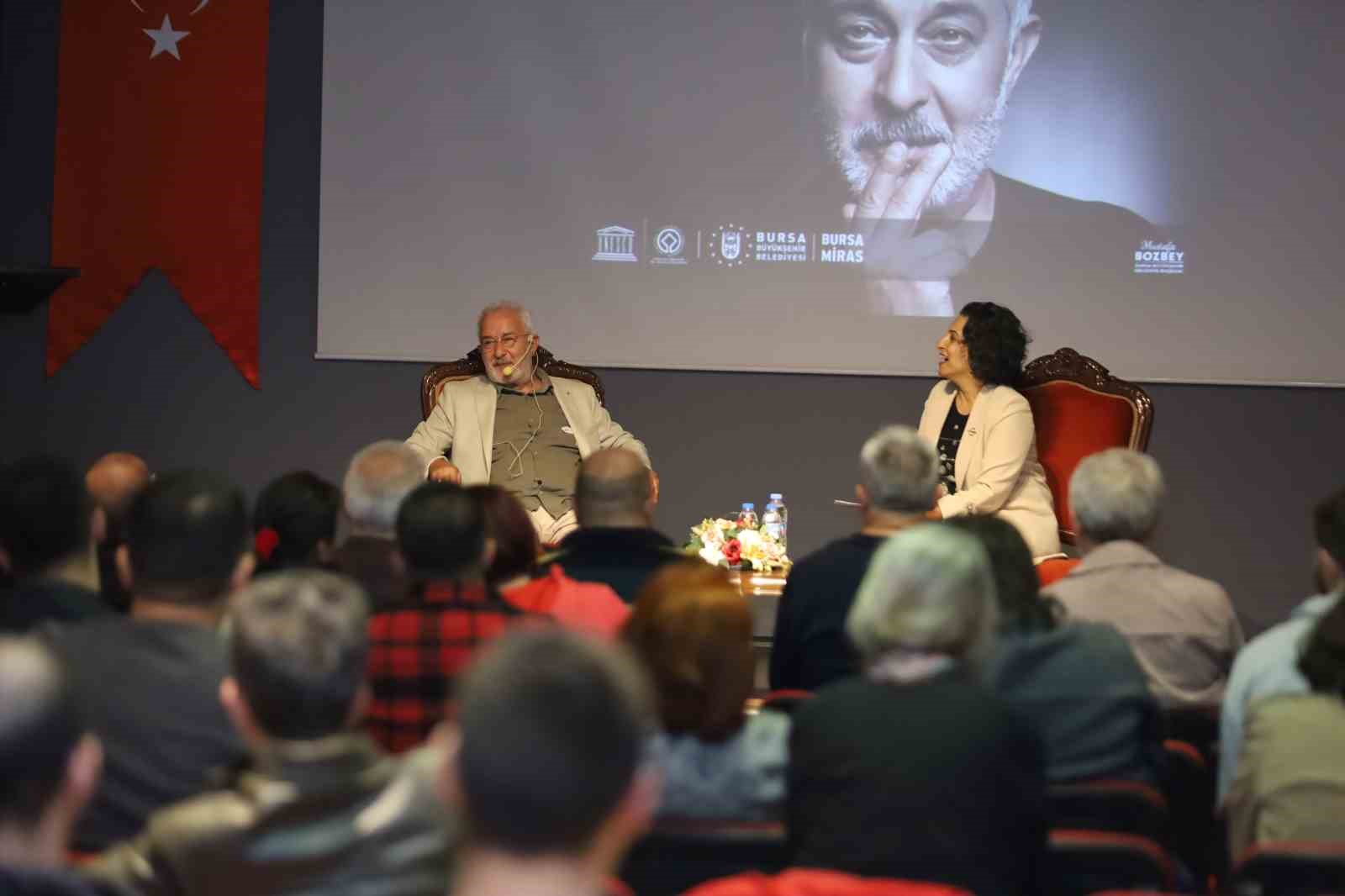 Simit kokusunda sahne ışığına yolculuk