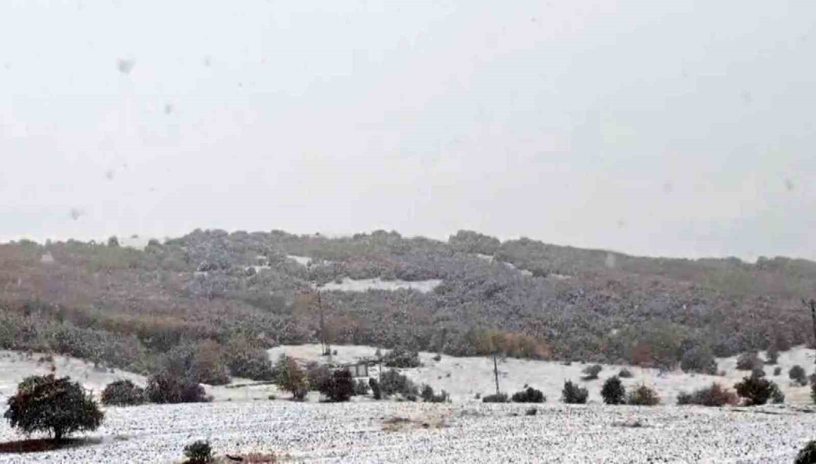 Sivas’ta yüksek kesimlerde kar etkili oldu