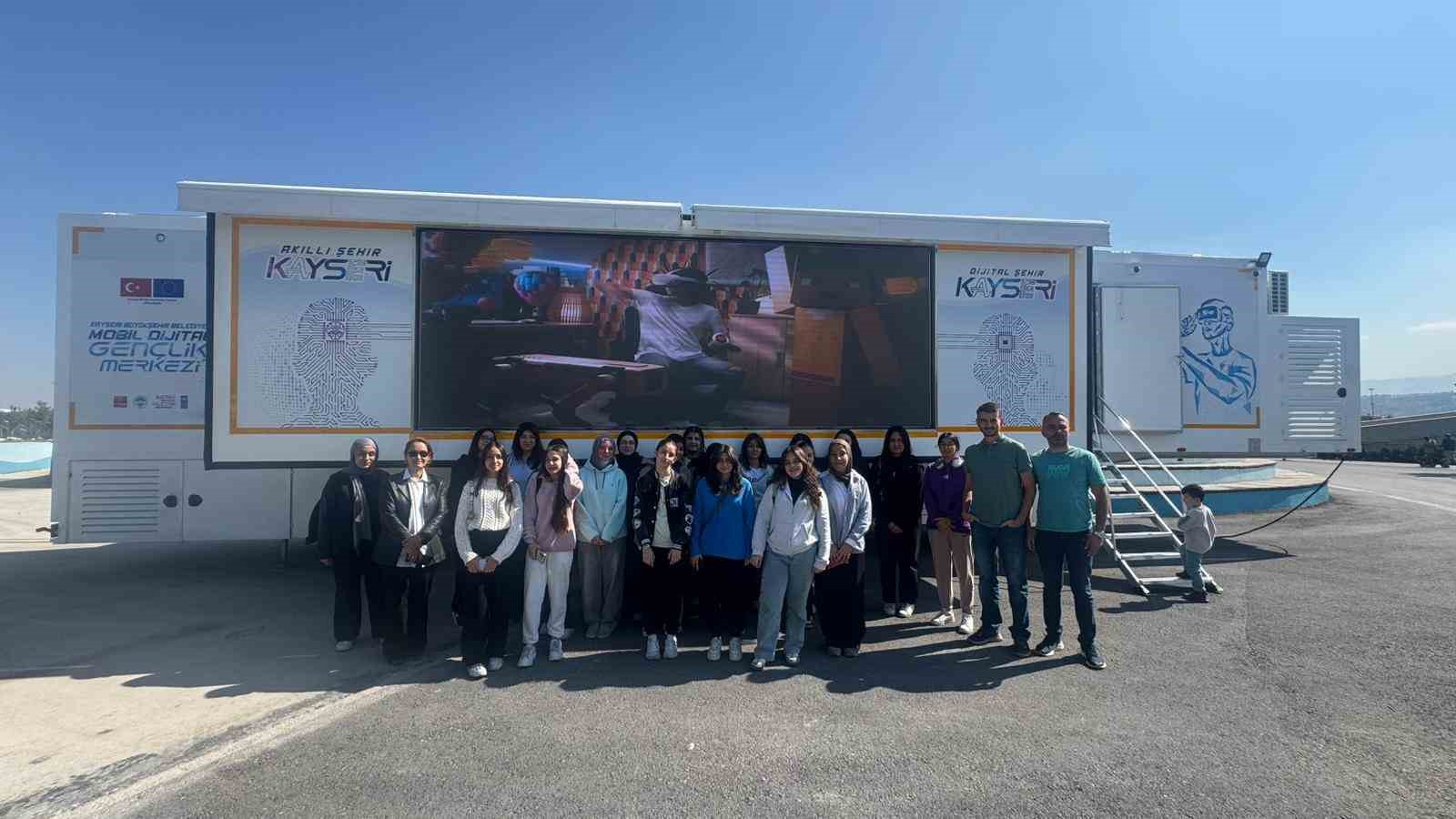 D&uuml;nya Kız &Ccedil;ocukları G&uuml;n&uuml;&rsquo;nde anlamlı etkinlik
