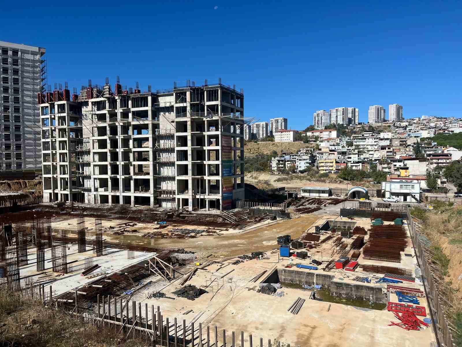 İzmir’deki kooperatif mağdurları çözüm bekliyor