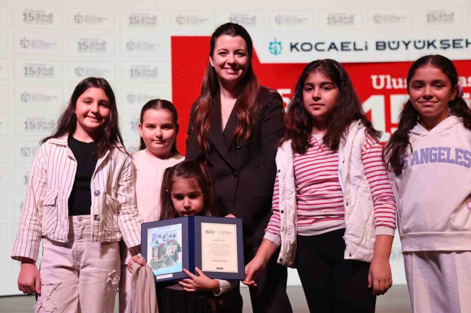 Şermin Yaşar: "T&uuml;rk&ccedil;e&rsquo;nin en orijinal hali k&ouml;ylerde"
