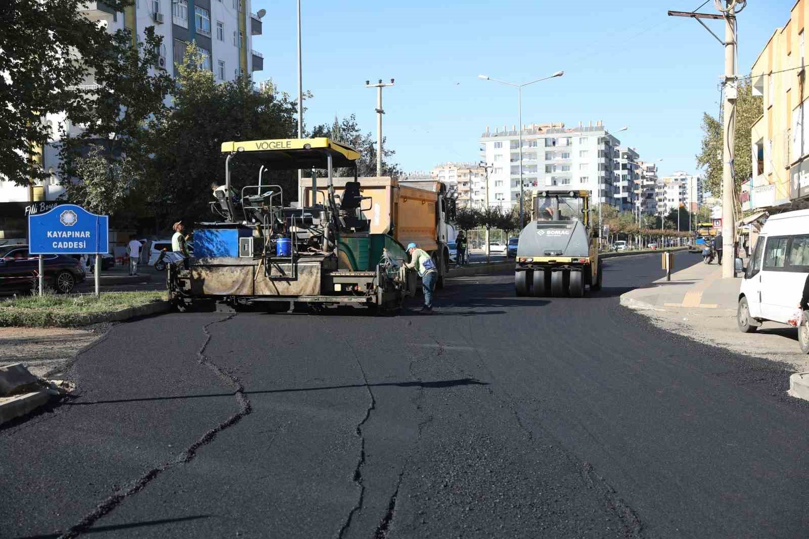 Kayapınar’da 17 kilometrelik 8 caddeye asfalt serilecek