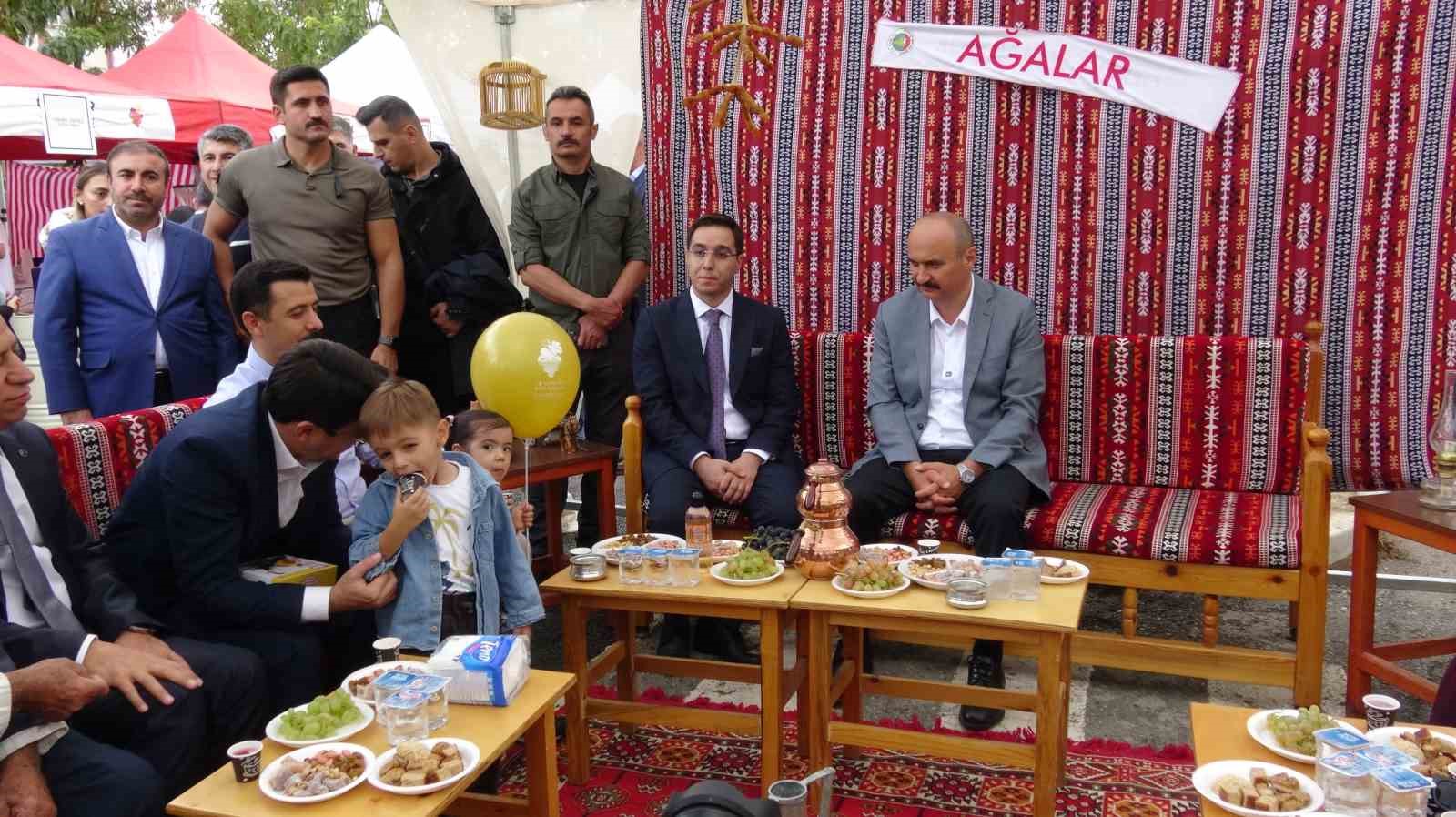 Gerc&uuml;ş&rsquo;te 4. Bağ Bozumu ve Gastronomi Festivali
