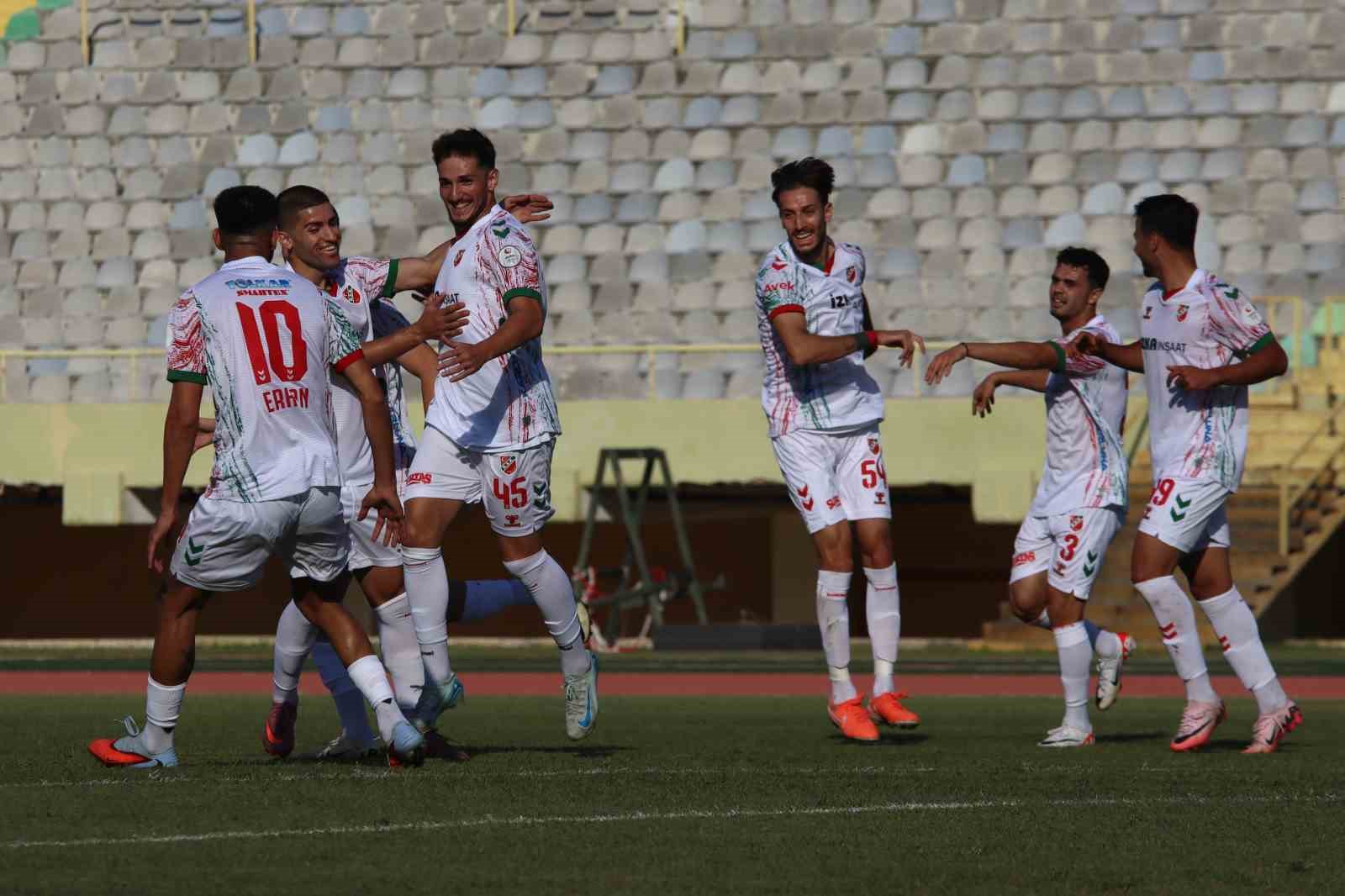 TFF 3. Lig: Çoruhlu: 0 - Karşıyaka: 4
