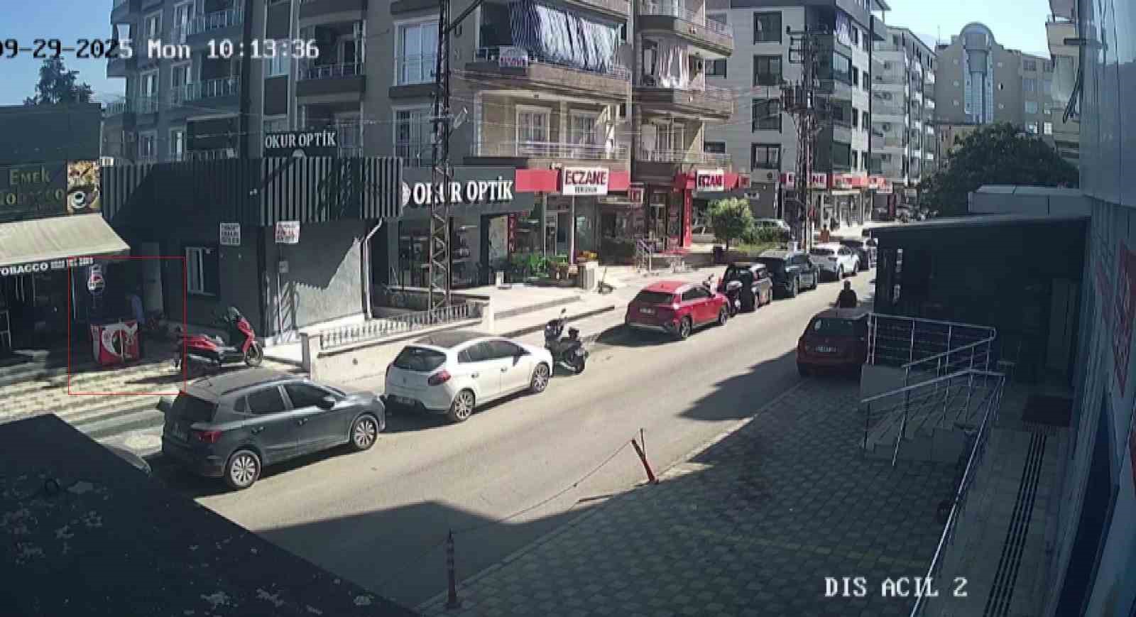 Alışveriş yaparcasına 7 bin TL’lik dondurma çalan hırsız yakalandı
