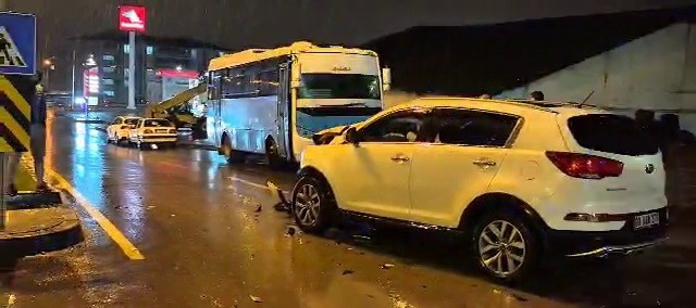 Otomobil ile halk otobüsü çarpıştı: 1 yaralı, kilis kent haber, asayiş