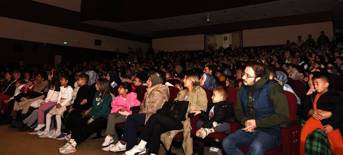 K&uuml;tahya&rsquo;da "Ormanın Koruyucuları" minik izleyicilerle buluştu
