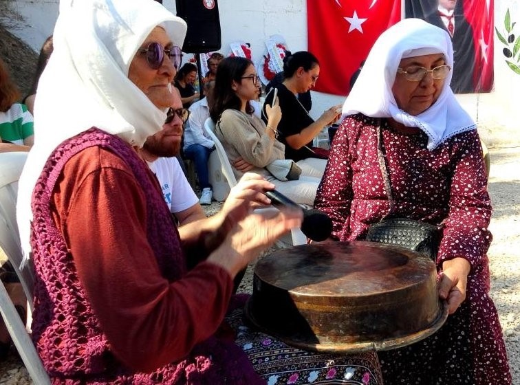 Asırlık gelenek, kadınların ellerinde yeniden hayat buluyor