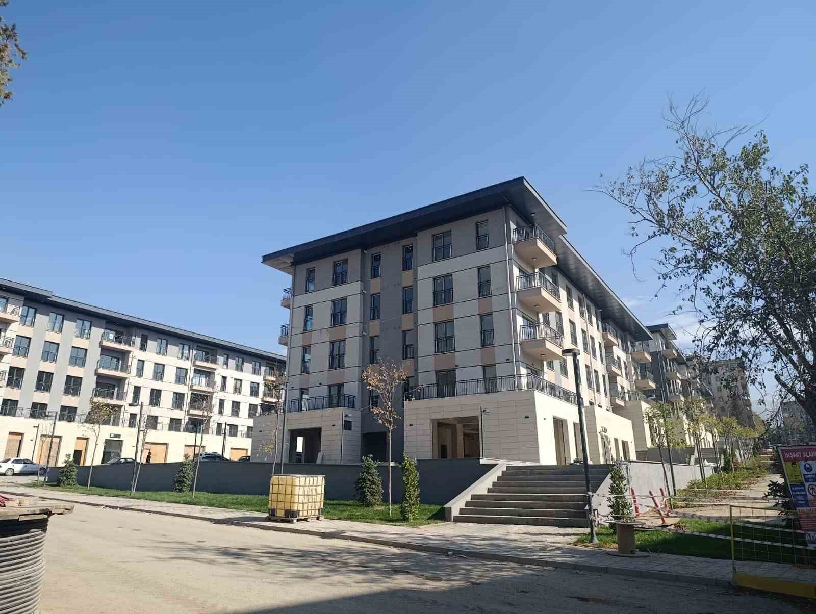 Kahramanmaraş&rsquo;ın yeniden yapımı s&uuml;r&uuml;yor
