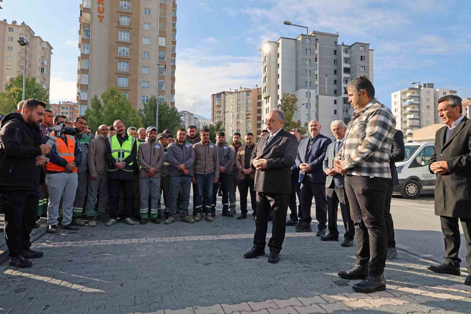 Talas&rsquo;ta &rsquo;Belediye Mahallemizde&rsquo;nin rotası Yenidoğan
