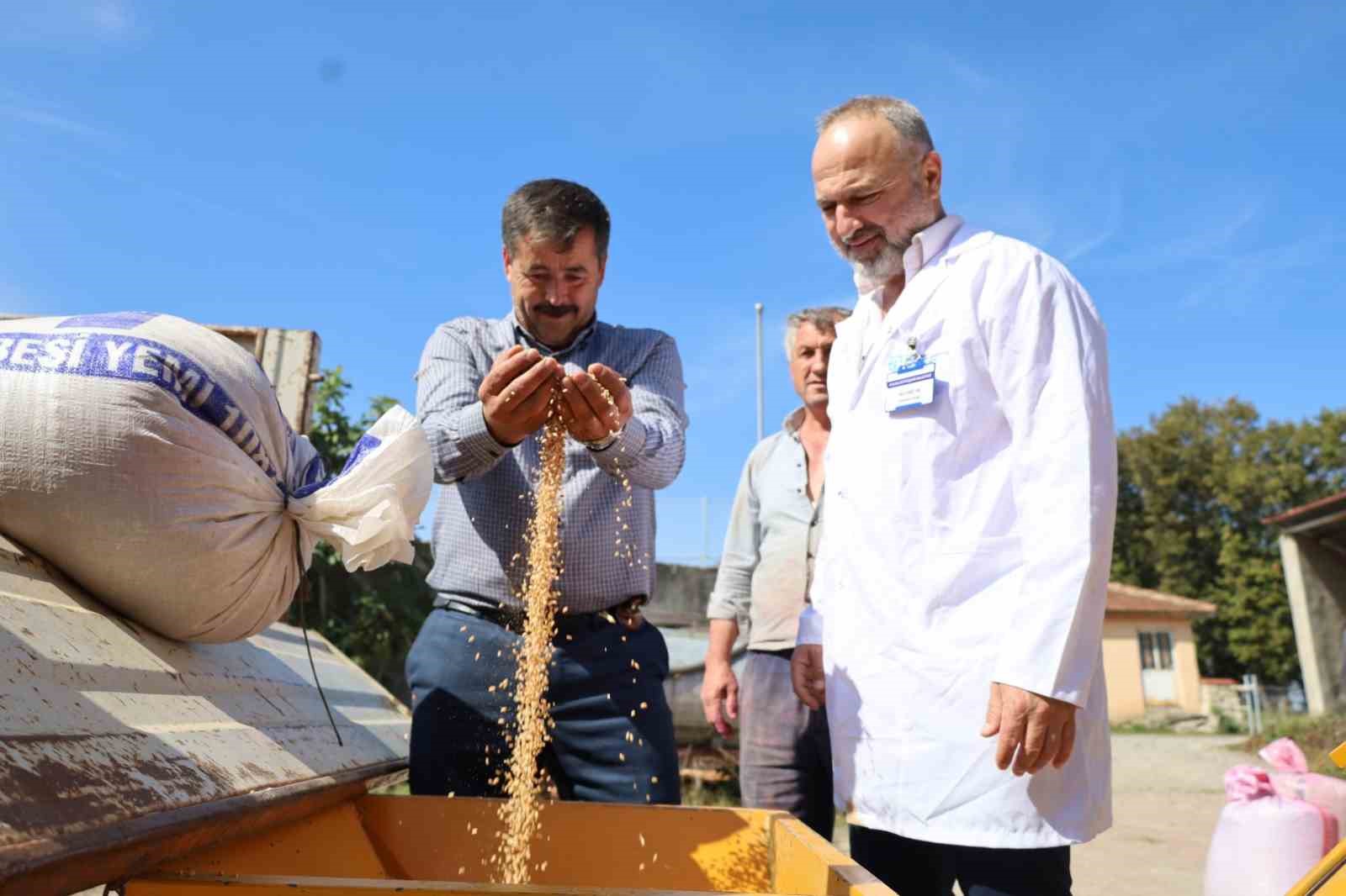 Seyyar selektör makinesi çiftçilerin hizmetinde
