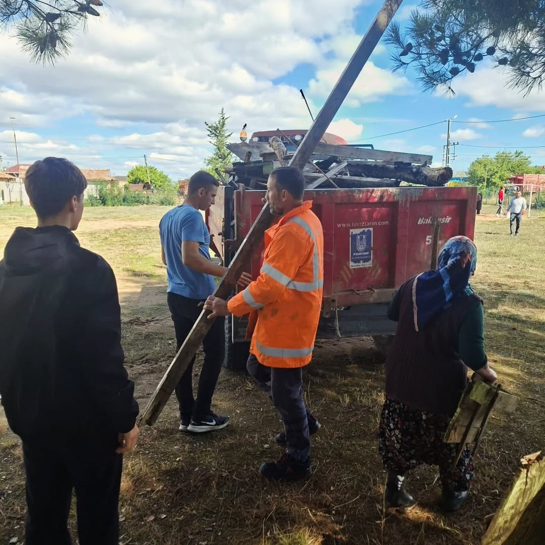 Belediyeden köy okullarına destek