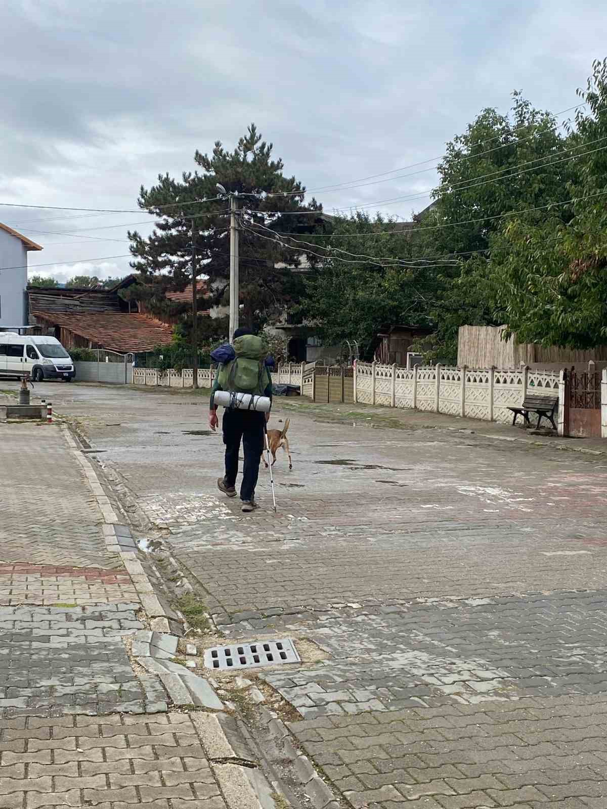 Orman yangınları sonrası yola çıktı, 71. fidanını Bolu’da dikti
