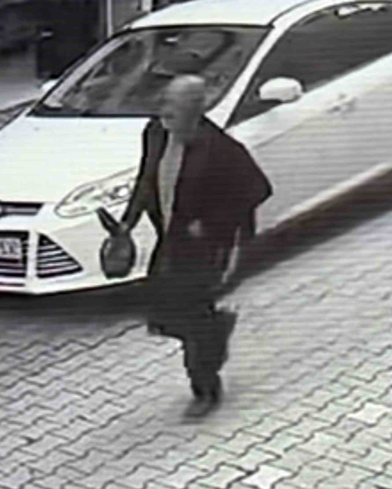 Samsun&rsquo;da banka soygunu: Soyguncu polis tarafından kısa s&uuml;rede yakalandı
