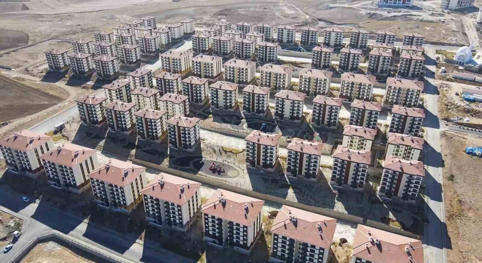 Başkan Albayrak’tan TOKİ’ye yer tahsisi yapmayan CHP’li belediyelere tepki