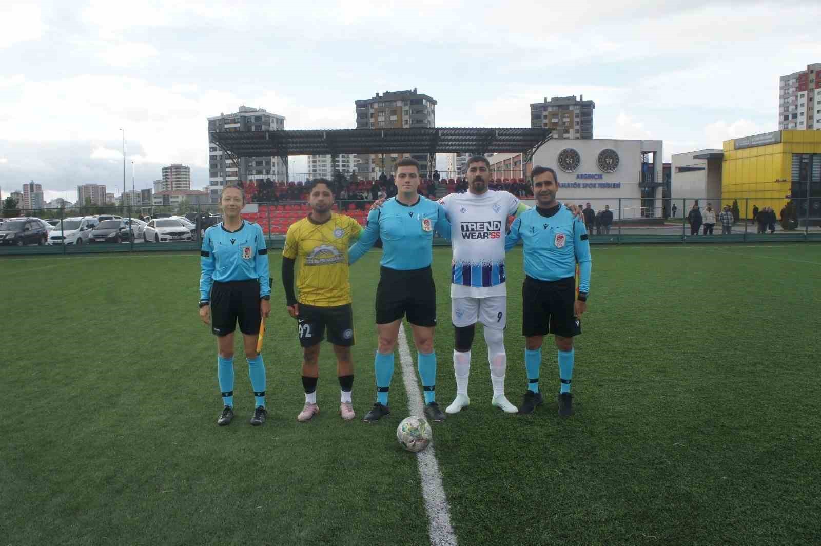 EMT Döğergücü FK çıkışa geçti
