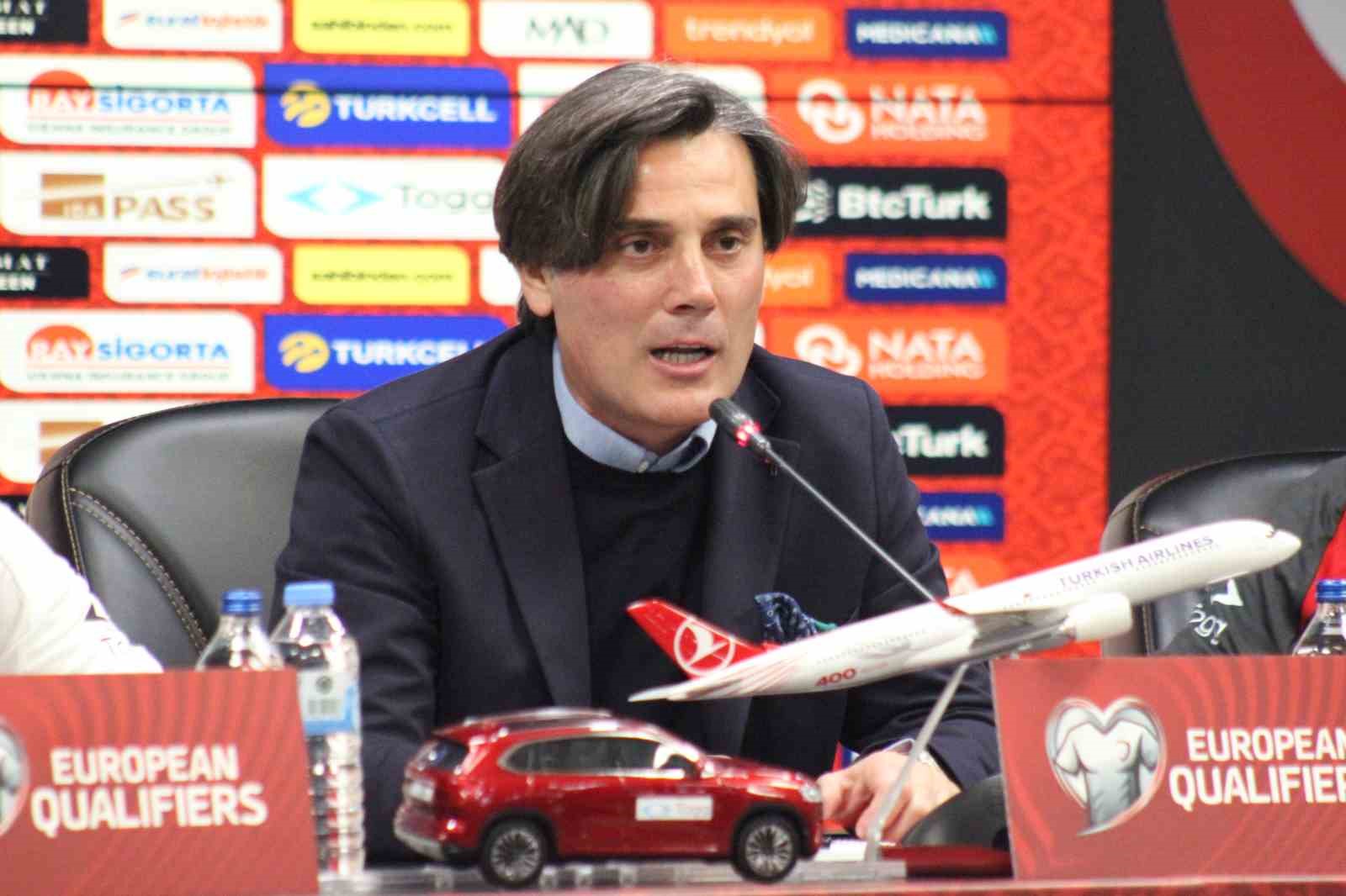 Vincenzo Montella: "Dünya Kupası yolunda emin adımlarla ilerlemek istiyoruz"
